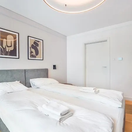 Flatbook - Center Yacht Park *